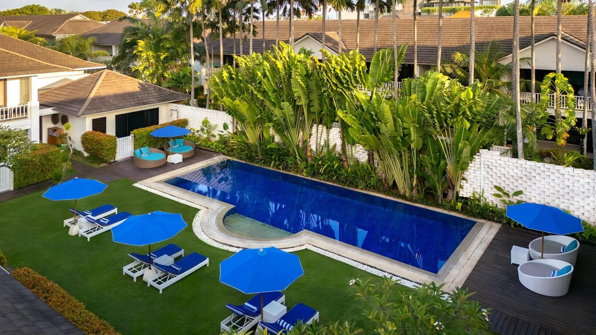 Montigo Resorts Seminyak contacts